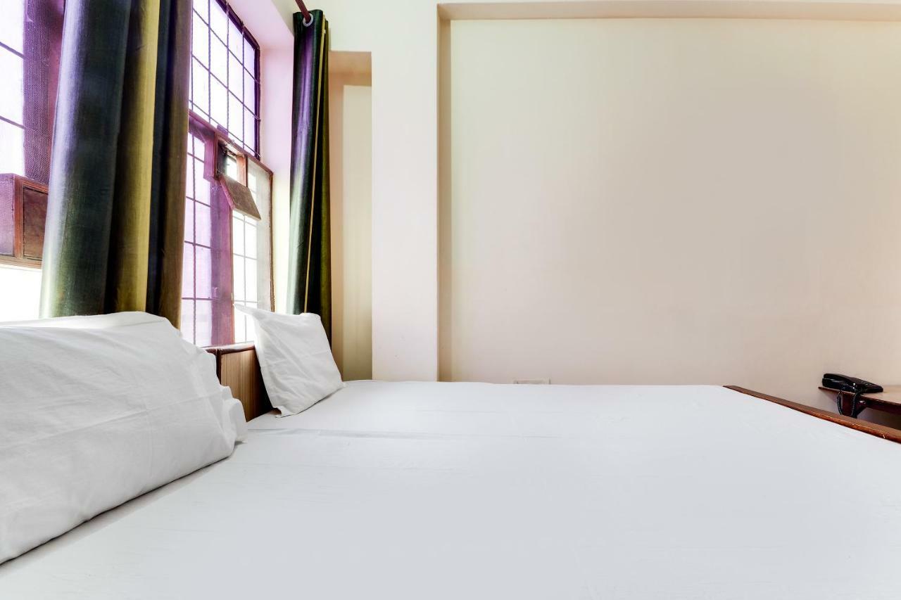 Spot On 38567 Hotel Aryan 勒克瑙 外观 照片