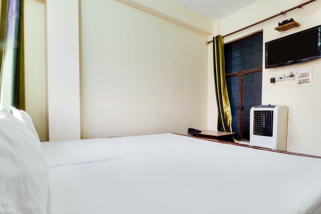 Spot On 38567 Hotel Aryan 勒克瑙 外观 照片