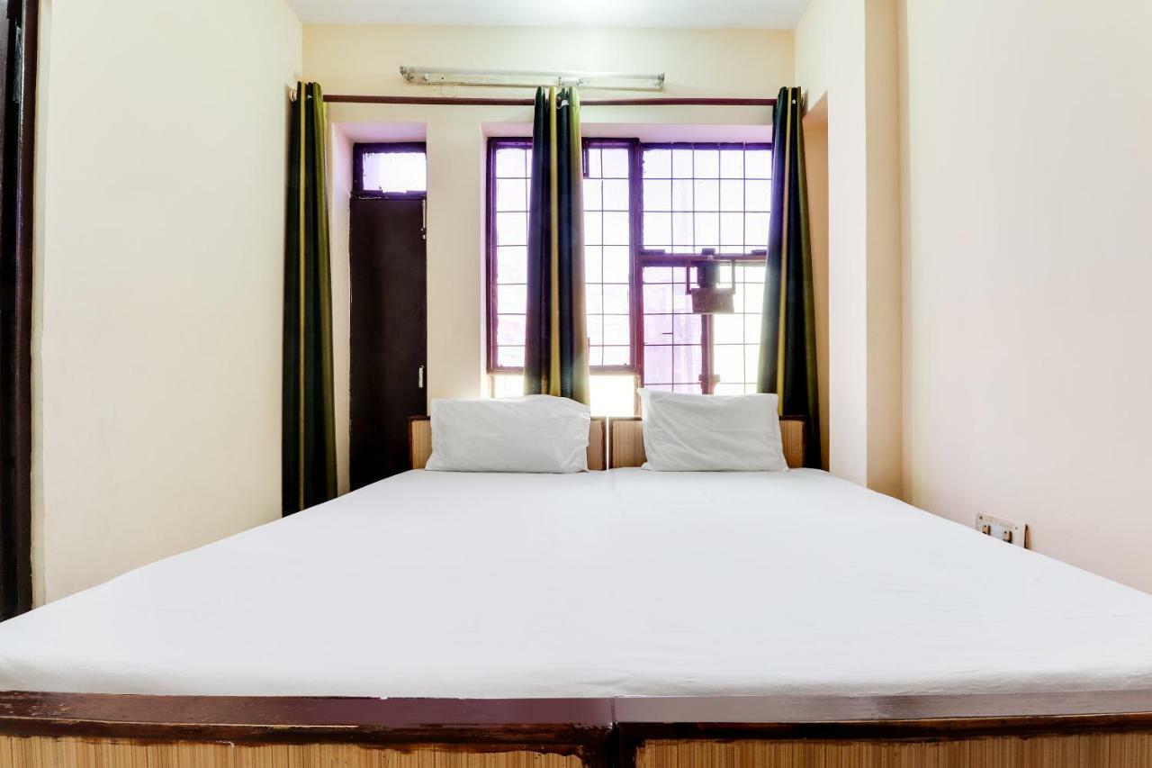 Spot On 38567 Hotel Aryan 勒克瑙 外观 照片