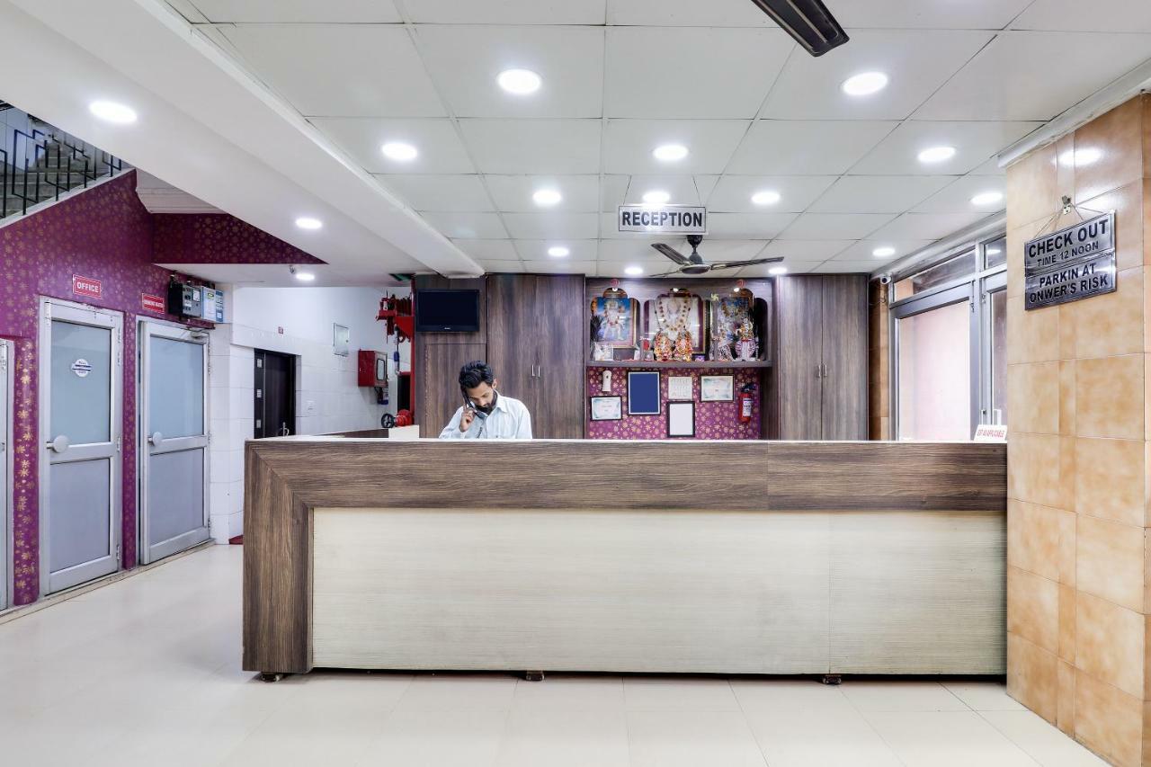 Spot On 38567 Hotel Aryan 勒克瑙 外观 照片